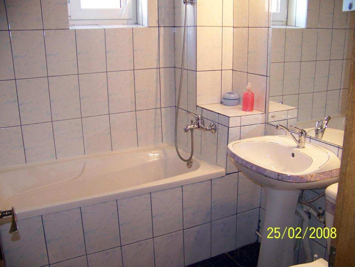 Apartament Zippi Republicii Rhbm بايا ماري المظهر الخارجي الصورة