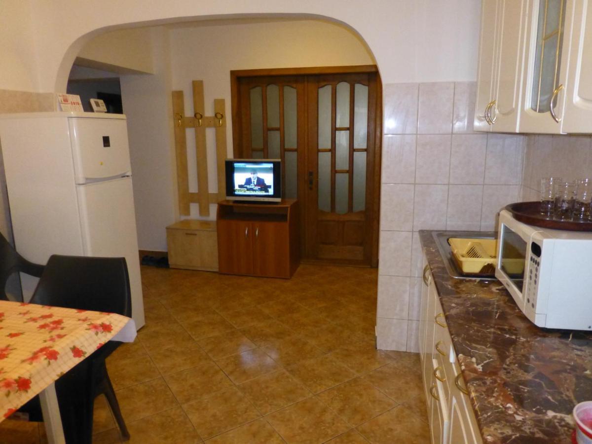 Apartament Zippi Republicii Rhbm بايا ماري الغرفة الصورة